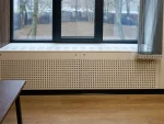 Декоративная решетка экран радиатора отопления WINAL™ СМЛ накладной — Черёмушкинский районный суд, переговорная